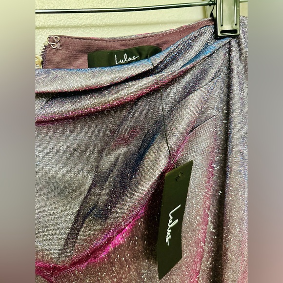 Lulus Pencil Skirt Size M Nwt! Metallic Purple Silver Sparkly Slit In Front - Picture 6 of 9